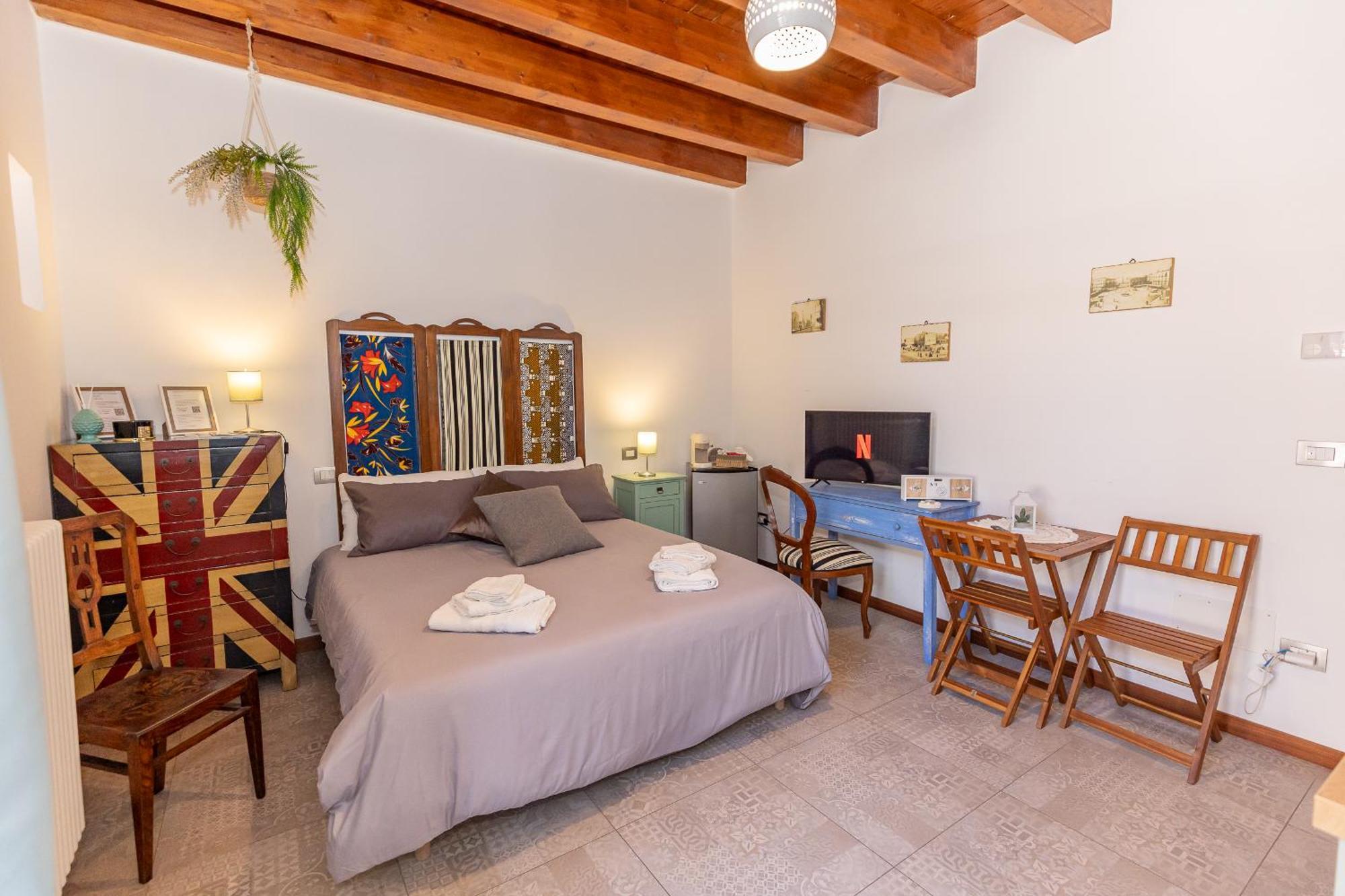 Apartmán Centro Storico Redmood House A 5 Min Dal Mare, Breakfast, Aria Condizionata, Wi-Fi E Netflix Barletta Exteriér fotografie